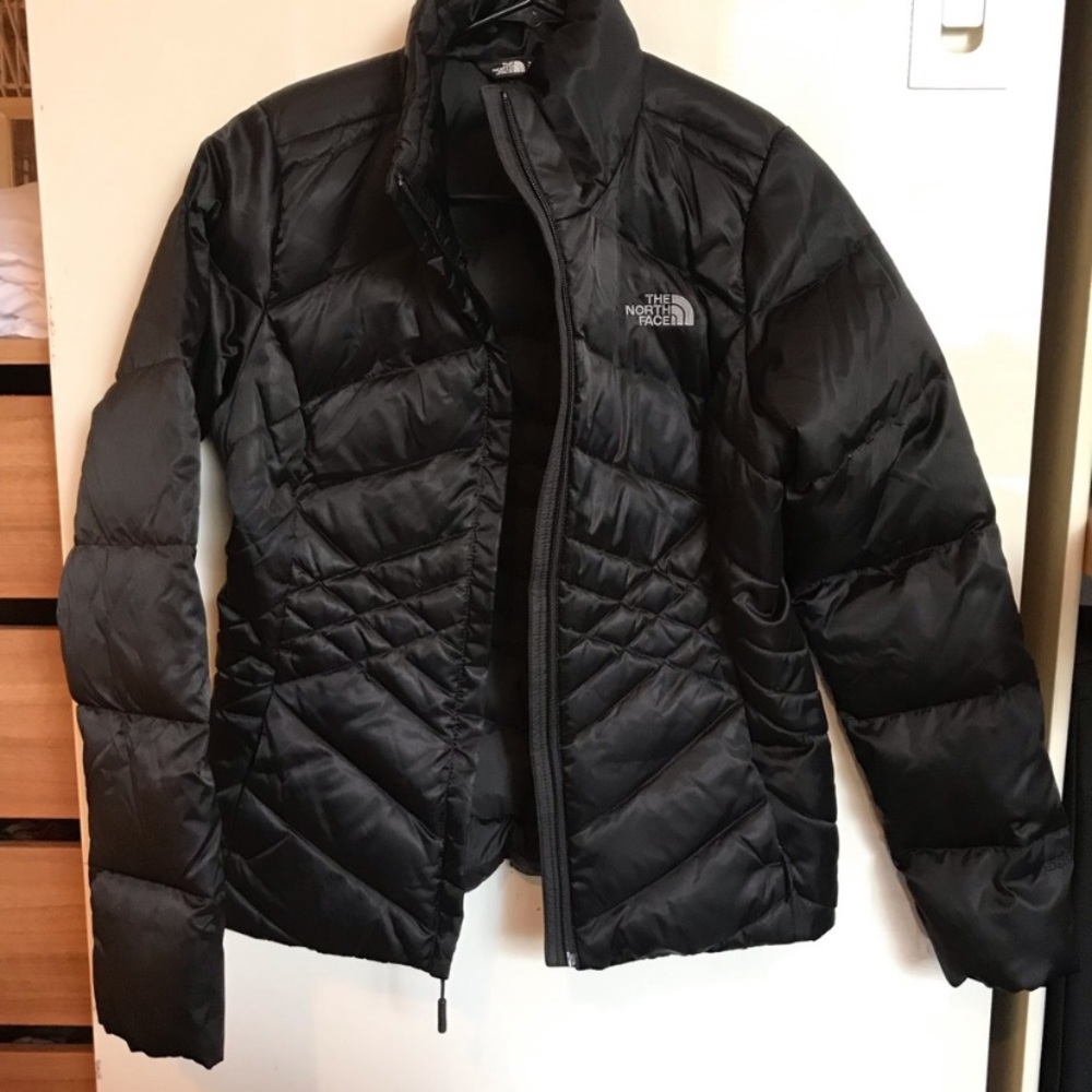 Black north face jacket